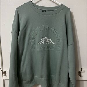 Wild Fable Green Crew Neck Sweater